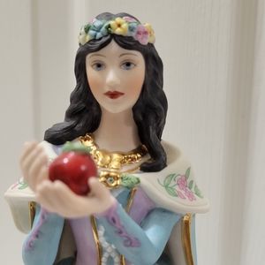 Legendary Princess  Snow White